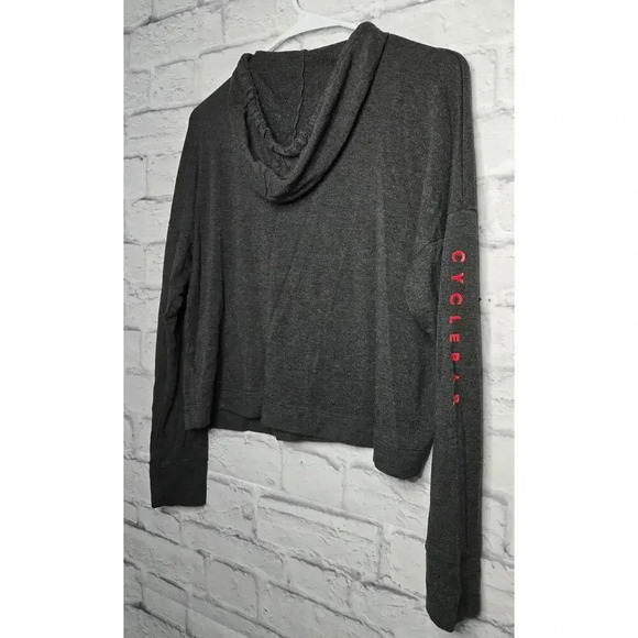 Beyond Yoga Cyclebar gray pullover gym sweatshirt hoodie size small. - Picture 4 of 9